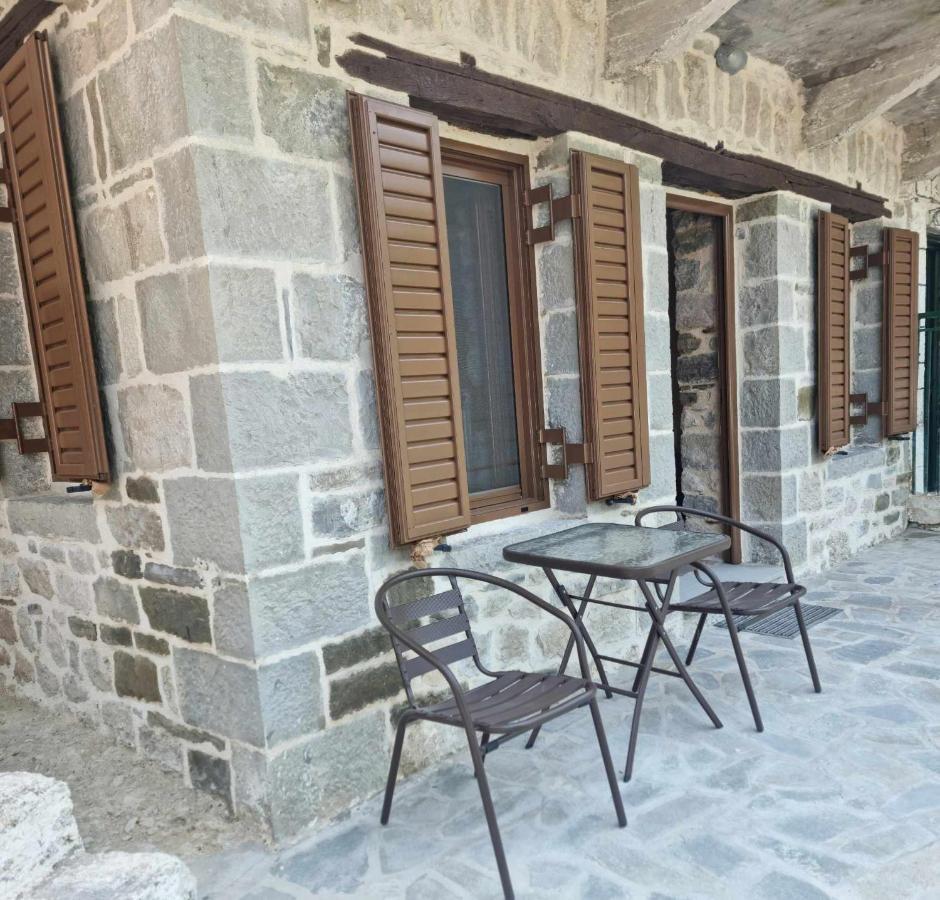 Οικιεσ Παλιοσ Φουρνοσ Apartment Праманта Екстериор снимка