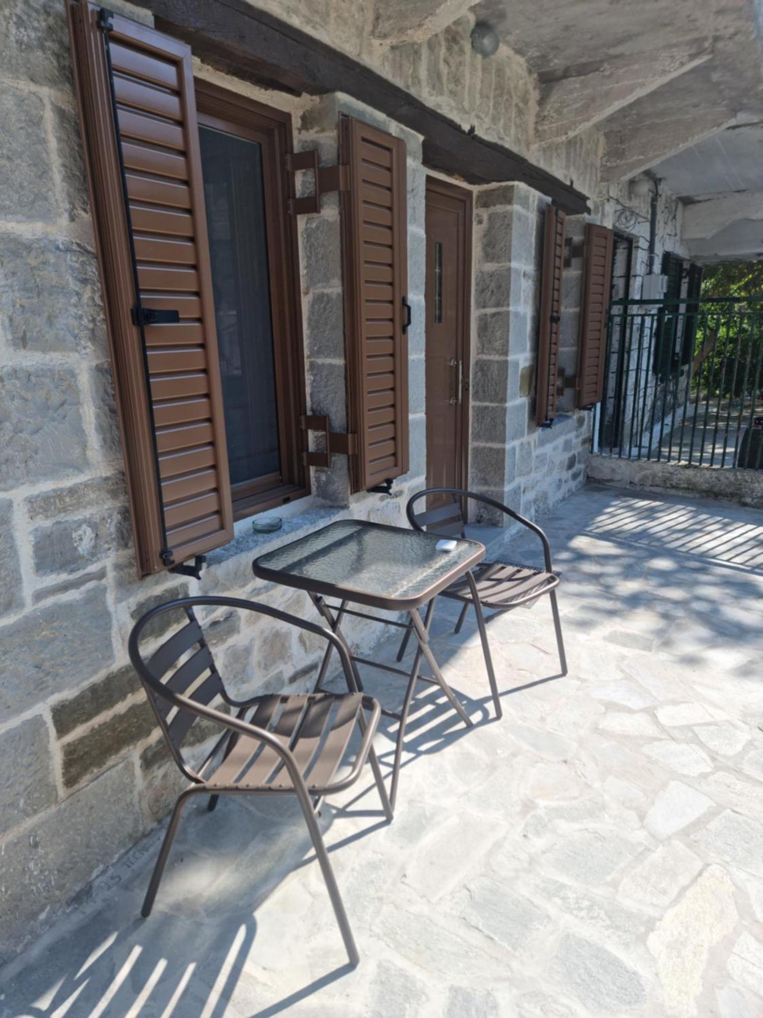 Οικιεσ Παλιοσ Φουρνοσ Apartment Праманта Екстериор снимка